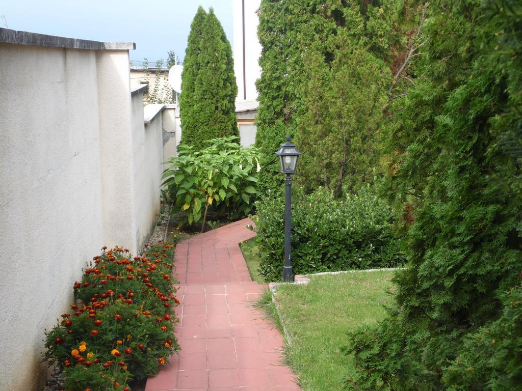 Agi Panzio Obuda Bed and Breakfast Βουδαπέστη Εξωτερικό φωτογραφία