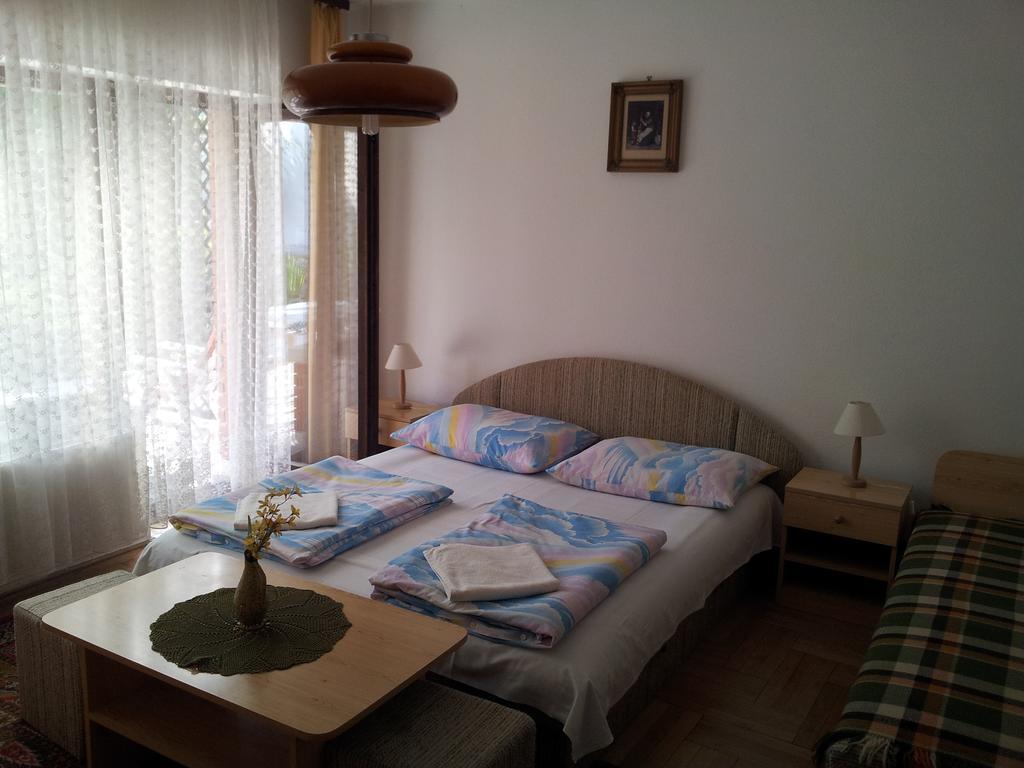 Agi Panzio Obuda Bed and Breakfast Βουδαπέστη Εξωτερικό φωτογραφία