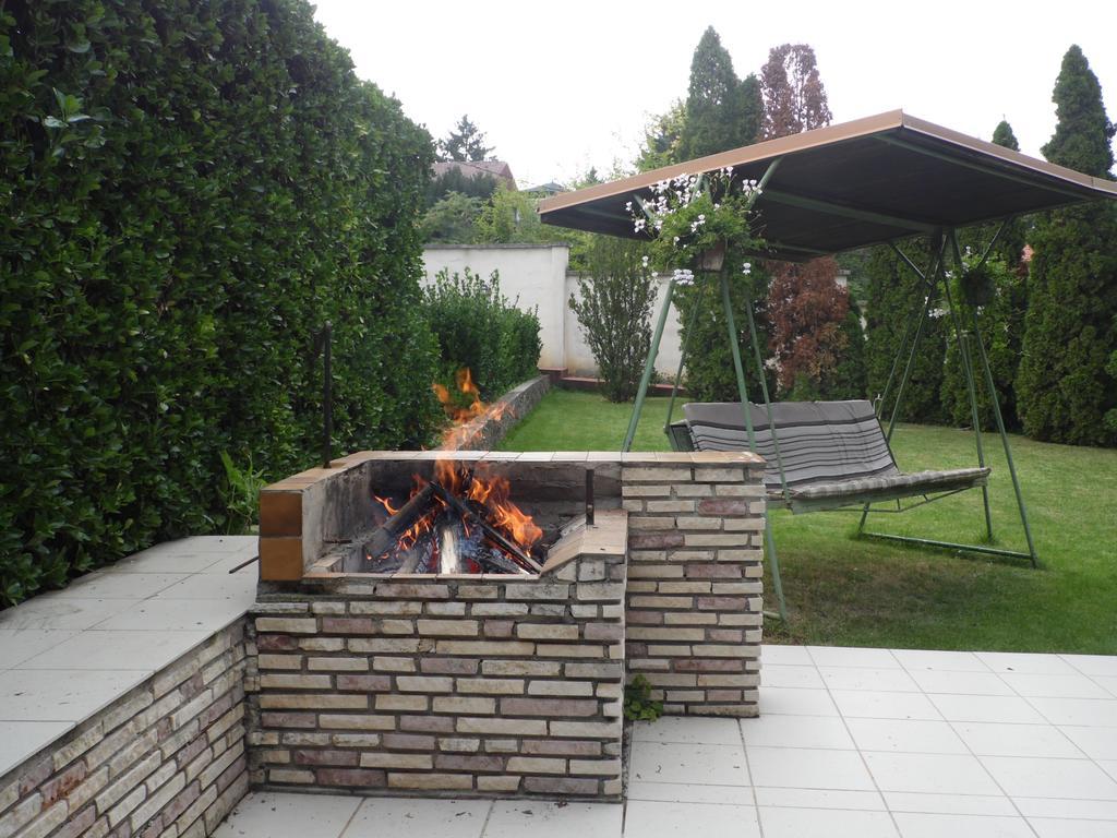 Agi Panzio Obuda Bed and Breakfast Βουδαπέστη Εξωτερικό φωτογραφία