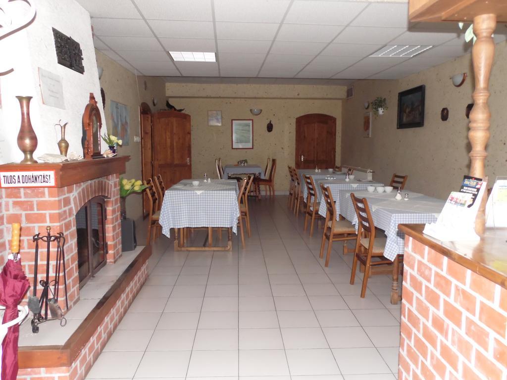 Agi Panzio Obuda Bed and Breakfast Βουδαπέστη Εξωτερικό φωτογραφία